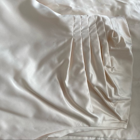 JS Boutique Cream Strapless Form Fitting Prom Formal Event Bridal Evening Gown - Picture 15 of 16